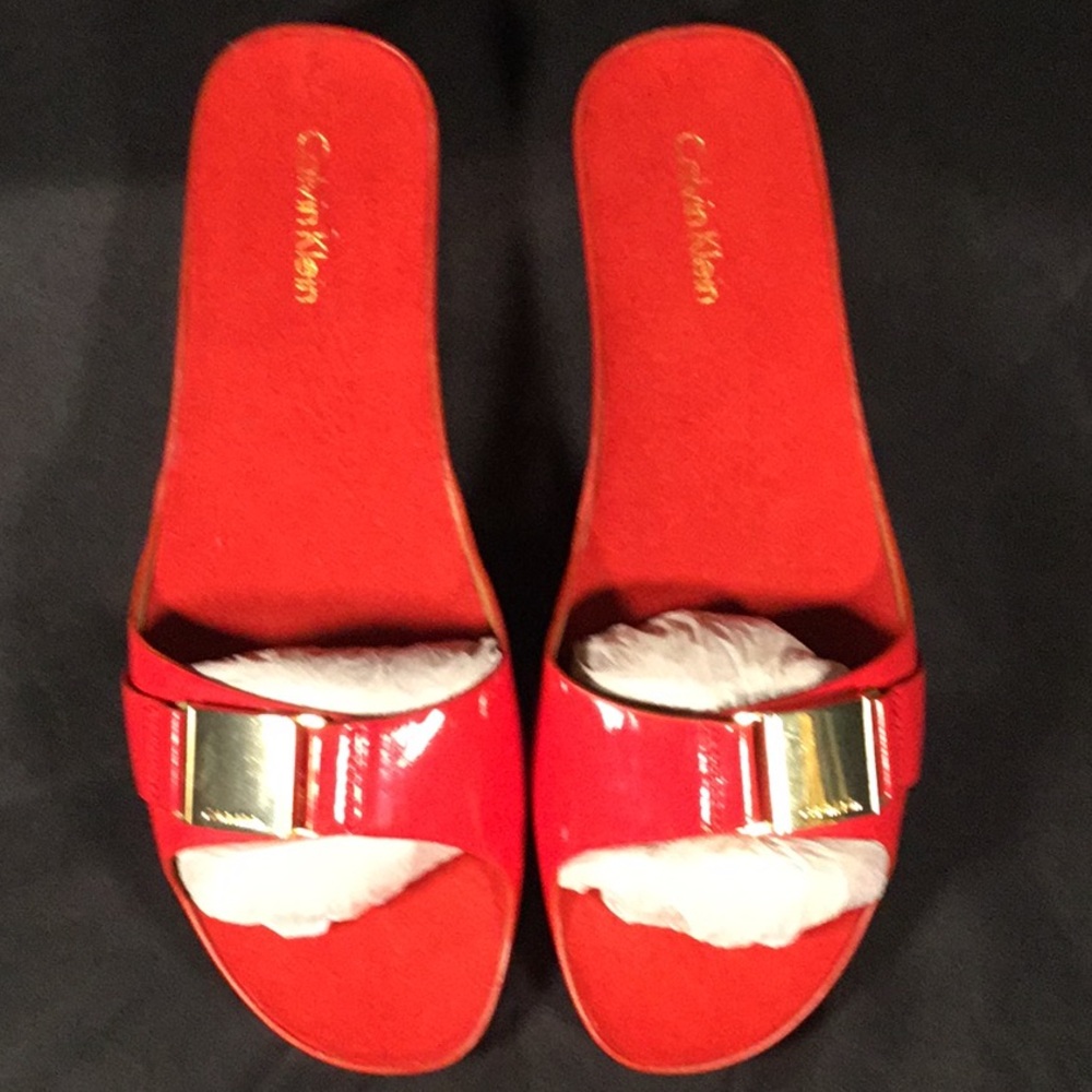 Calvin Kline Slides - Picture 2 of 4